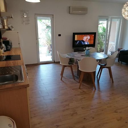 Apartmani Ilaria Medulin Bagian luar foto